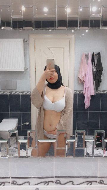 البوم نودز قحبة بحرينية