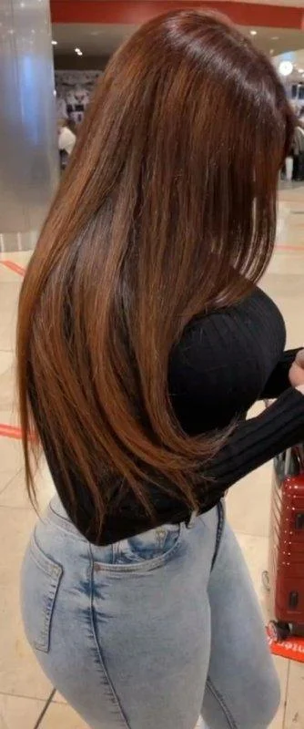 قنص أجسام جذابة بالجينز الضيق