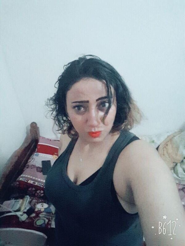 البوم موزه مصريه جسمها بطل بتصور لعشيقها جسمها الملبن ملط