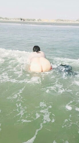 التعري يجتاح الوطن العربي