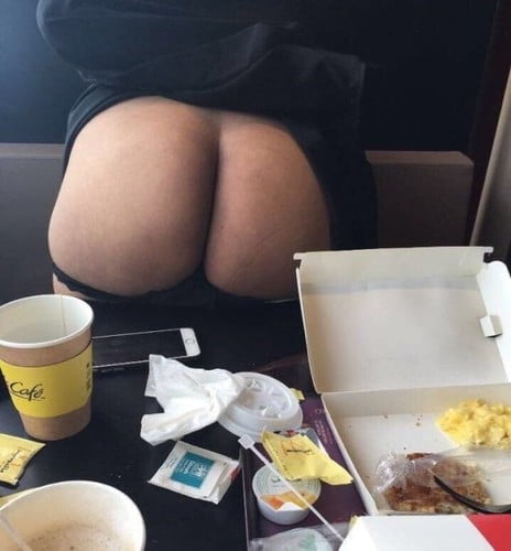 التعري يجتاح الوطن العربي