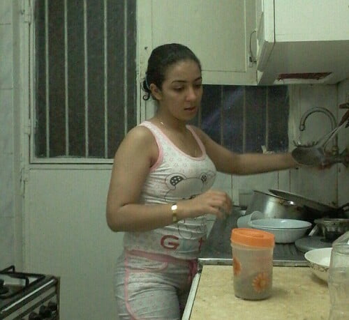 ألبوم حصري لبنت في السكن الجامعي