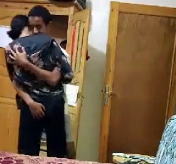 سكس محارم مصري ينيك اخته